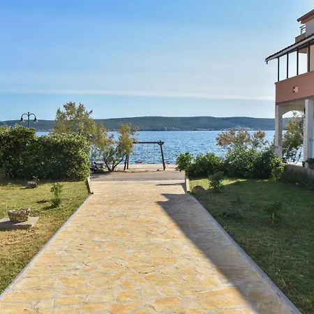 House Marko * Neviđane